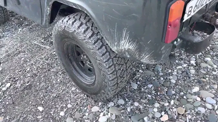 Наконец купил себе резину Kumho Road Venture MT51 31/10,5 на 15 на уаз 469 .