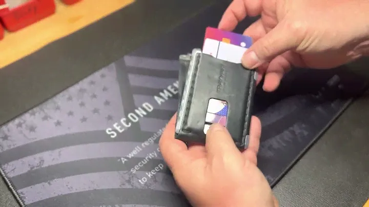 EDC Wallet by TRAYVAX VENTURE BILLFOLD